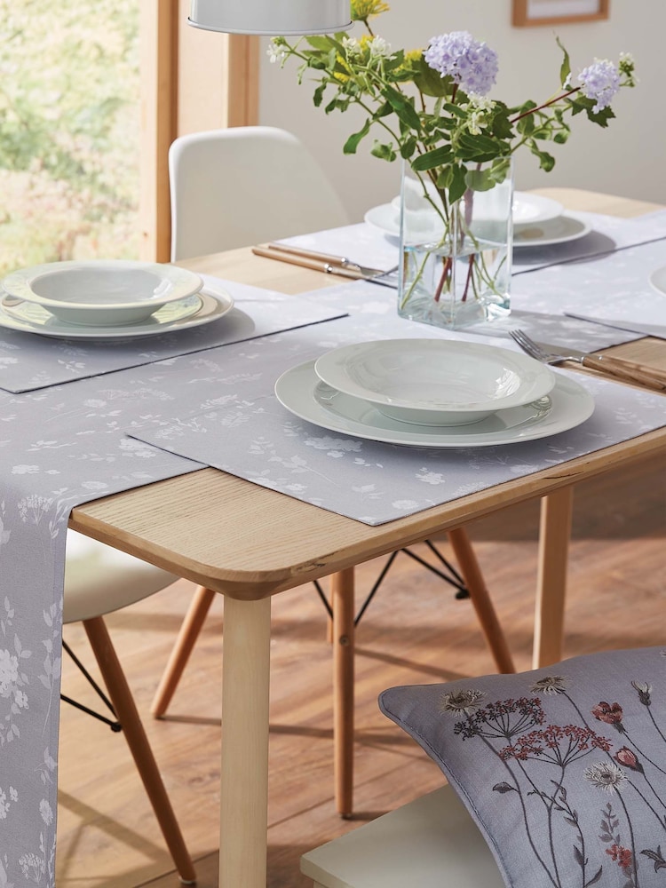 Catherine Lansfield Set of 2 Grey Meadowsweet Floral Wipeable 100% Cotton Placemats - Image 2 of 2