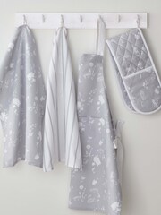 Catherine Lansfield Grey Meadowsweet 100% Cotton Floral Apron - Image 2 of 3