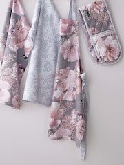 Catherine Lansfield Grey Dramatic Floral Double Oven Glove - Image 3 of 3