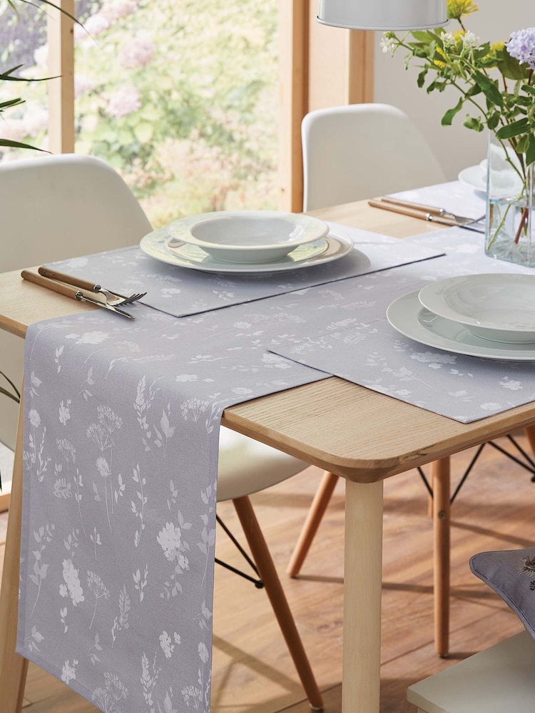 Catherine Lansfield Grey Meadowsweet Floral 100% Cotton Table Runner - Image 2 of 3