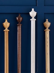 Laura Ashley Washed Oak Haywood Curtain Pole - Image 2 of 3