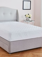 Silentnight Luxury Soft As Silk Mattress Protector - Image 1 of 4