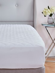 Silentnight Luxury Soft As Silk Mattress Protector - Image 3 of 4