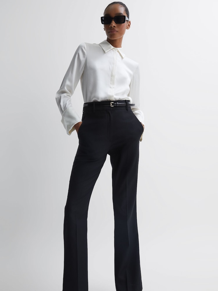 Zwart - Reiss Haisley wolmix maatgesneden pantalon met uitlopende pijpen - Image 4 of 6