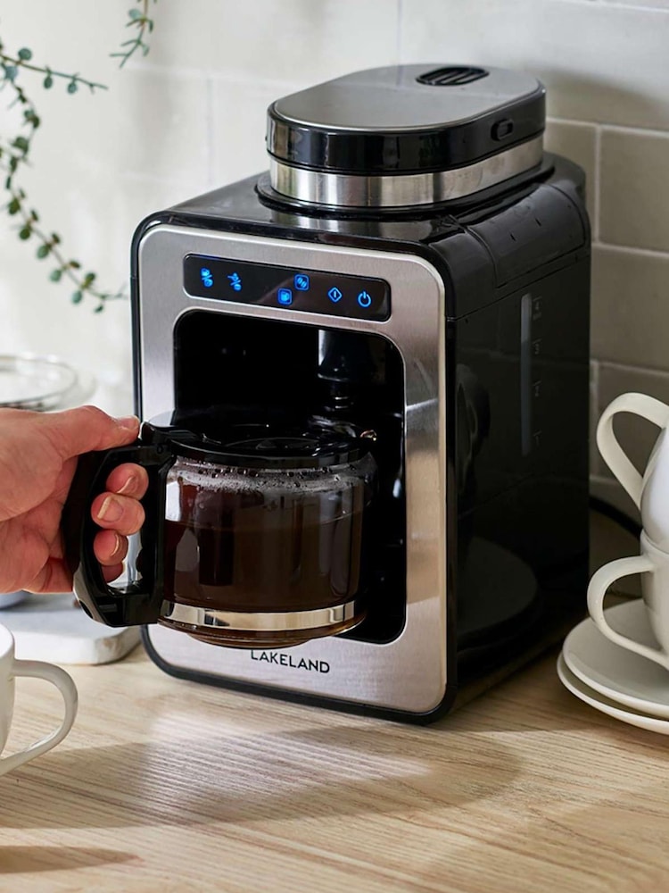 Lakeland Silver Touchscreen Bean To Cup Coffee Machine - Image 1 of 4 Lakeland Silver Touchscreen Bean To Cup Coffee Machine - Image 1 of 4