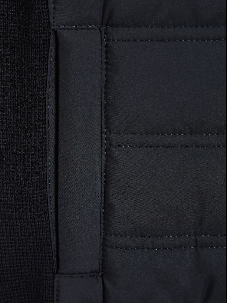 Reiss Navy Blue William Junior Quilted Gilet - Image 6 of 6