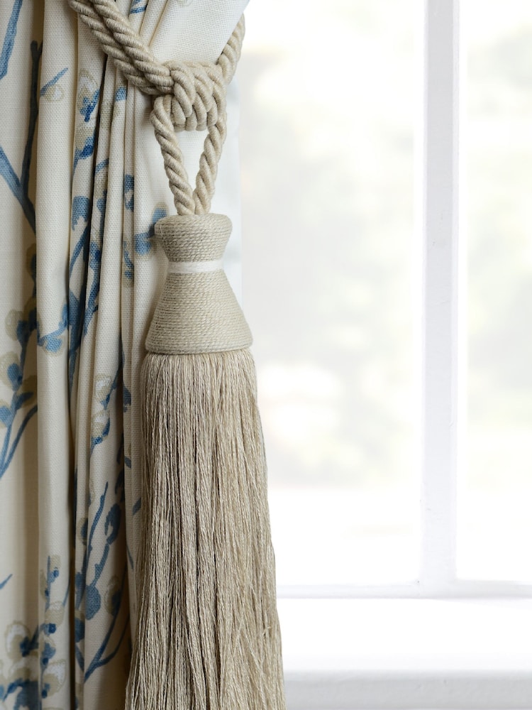 Laura Ashley Linen Rhiannon Curtain Tieback - Image 1 of 3