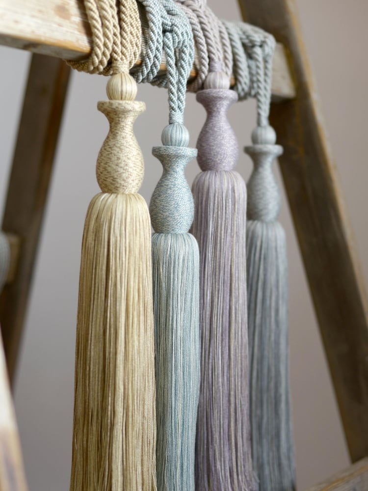 Laura Ashley Eau De Nil Lucinda Curtain Tieback - Image 3 of 3