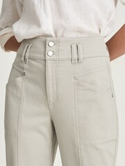 Reiss Sage Baxter Relaxed Tapered Fit Trousers - Image 4 of 5