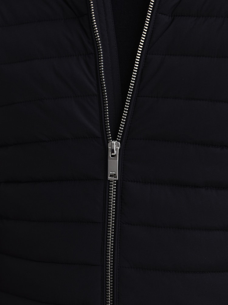 Reiss Black Taylor Hybrid Zip Through Quilted Jacket - Image 7 of 7