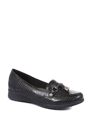 Črna s krokodiljim vzorcem - Pavers Patent Leather Ladies Loafers - Slika 3 iz 5