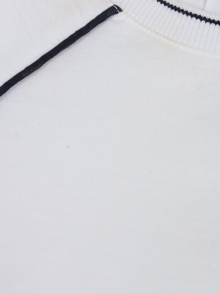 Reiss White Stratford Junior Piped Knitted Trim Crew Neck Tee - Image 6 of 6