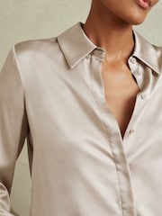 Reiss Champagne Hailey Silk Double-Cuff Button-Through Shirt - Image 3 of 7