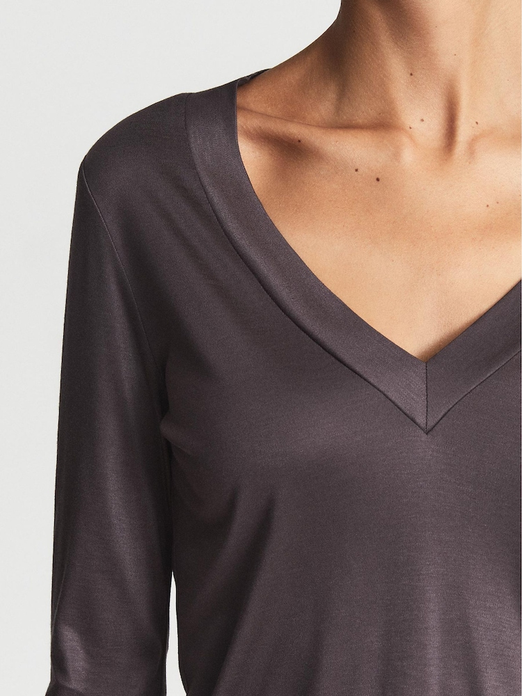 Reiss Grape Selena Jersey V-neck Top - Image 6 of 6