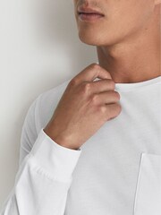 Reiss White Bruno Long Sleeved Crew Neck T-shirt - Image 6 of 7