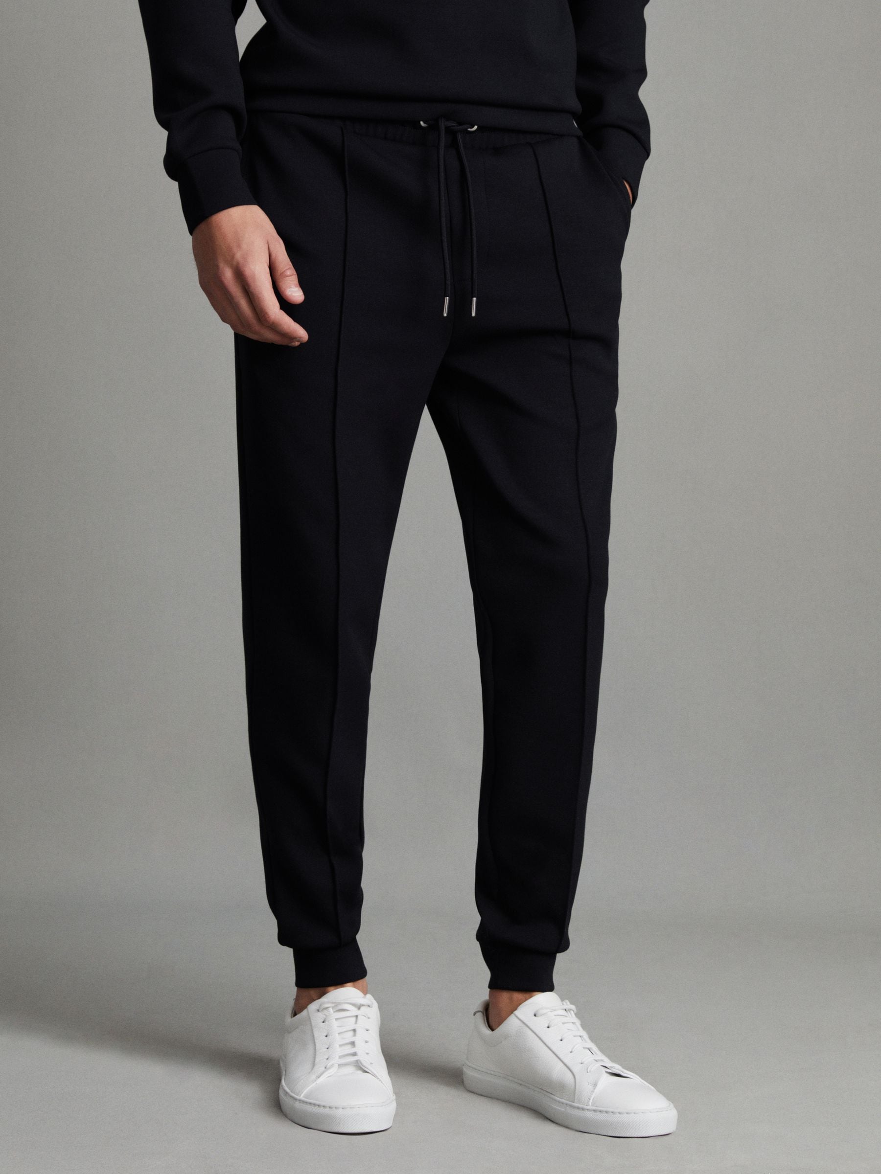 Reiss Navy Interlock Jersey Drawstring Joggers In Black