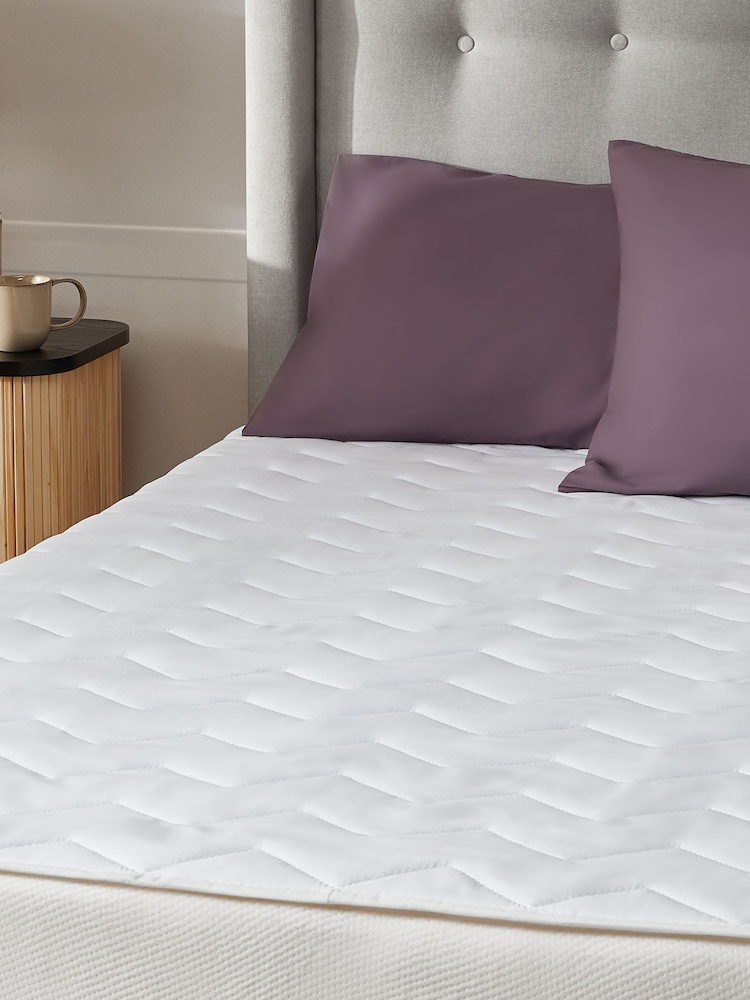 Silentnight Deepsleep Mattress Protector - Image 1 of 8