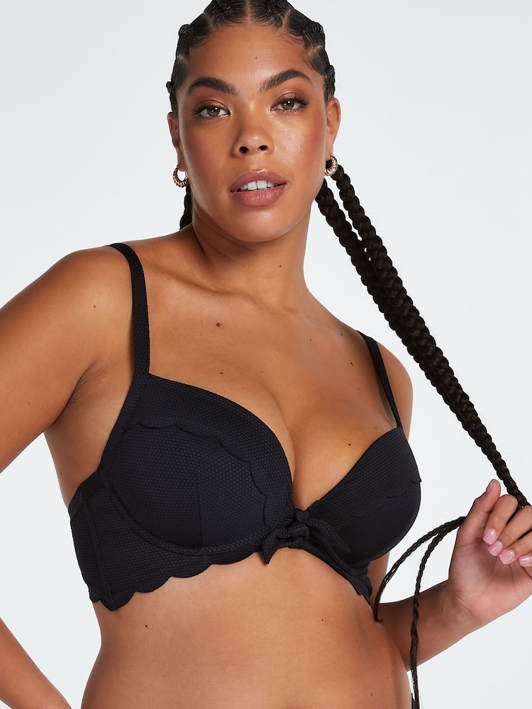 Hunkemöller Black Scallop Padded Bikini Top - Image 1 of 5