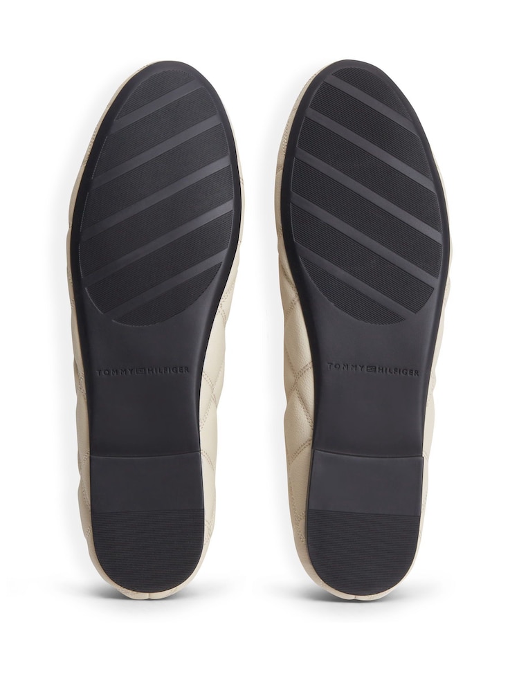 Tommy Hilfiger Cream Logo Charm Quilted Leather Ballerinas - Image 6 of 6 Tommy Hilfiger Cream Logo Charm Quilted Leather Ballerinas - Image 6 of 6