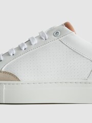 Reiss White/Mineral Pink Ashley Low Top Leather Trainers - Image 8 of 9
