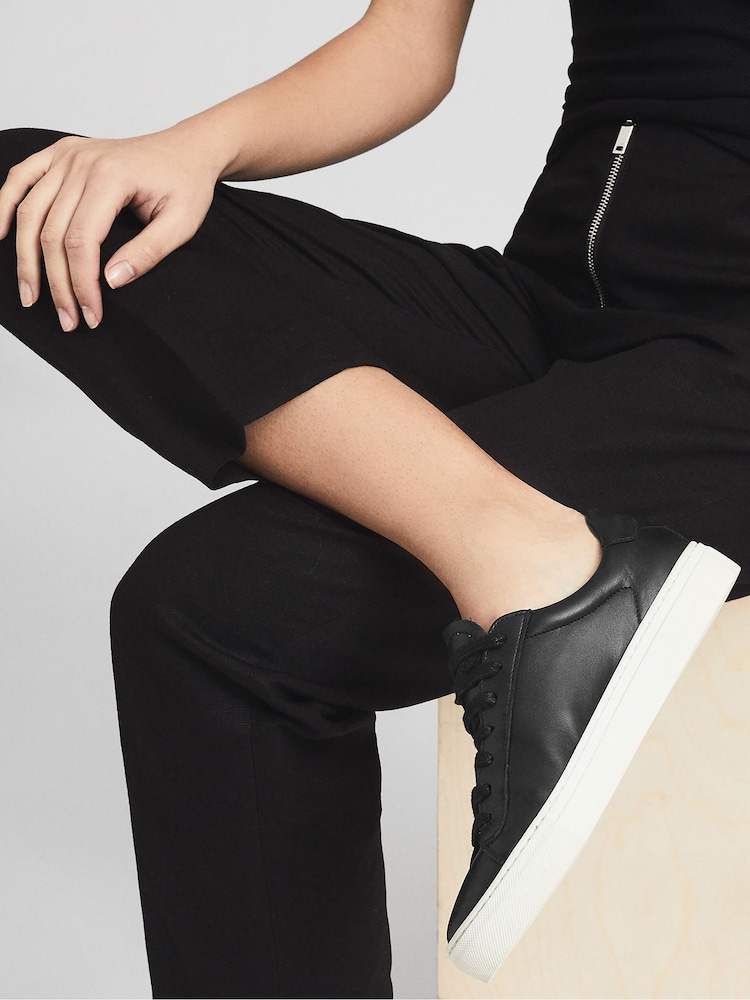 Reiss Black Finley Leather Trainers - Image 2 of 7 Reiss Black Finley Leather Trainers - Image 2 of 7