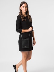 Pure Luxuries London Barton Vegetable Tanned Leather Cross-Body Phone Bag - Image 1 of 5
