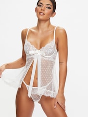 Weiß - Ann Summers Bon Bon Set mit Babydoll und Tanga aus Mesh - Bild 1 von 4