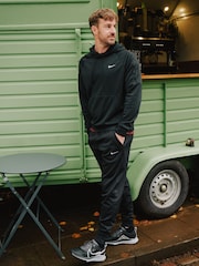 Черный - Nike Therma-FIT Pullover Training Hoodie - Image 2 of 16