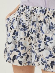 FatFace Natural Batik Flowers Flippy Shorts - Image 4 of 5