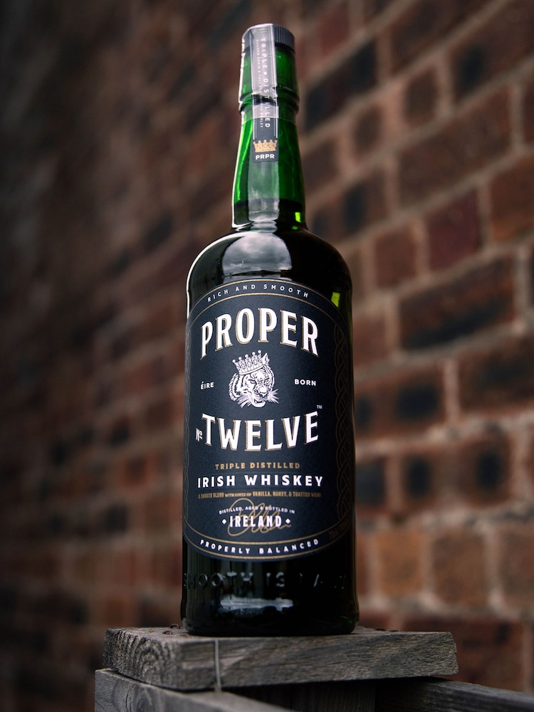 DrinksTime Proper No Twelve Blended Irish Whisky - Image 1 of 4