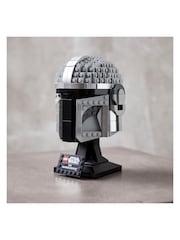 LEGO Star Wars The Mandalorian Helmet Model Adult Set 75328 - Image 5 of 9