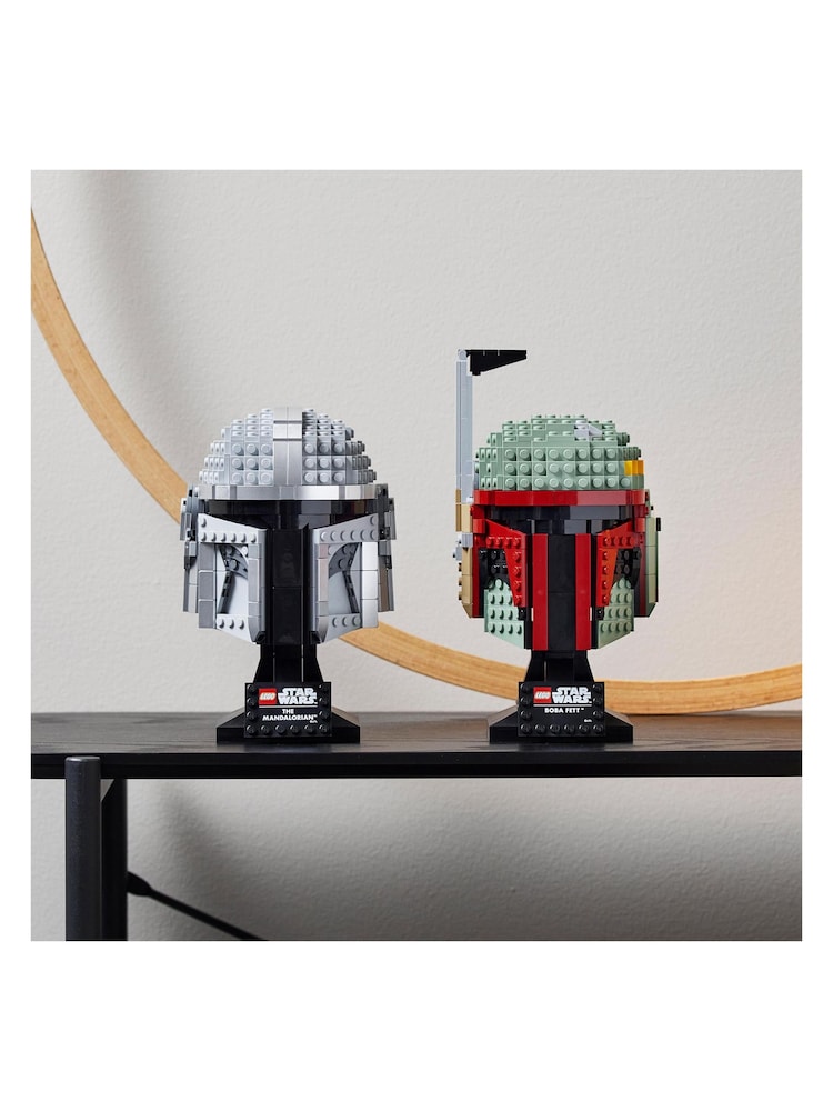 LEGO Star Wars The Mandalorian Helmet Model Adult Set 75328 - Image 8 of 9