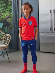 Nike Red Blank England Stadium Away Junior Football Shirt - Image 6 of 18