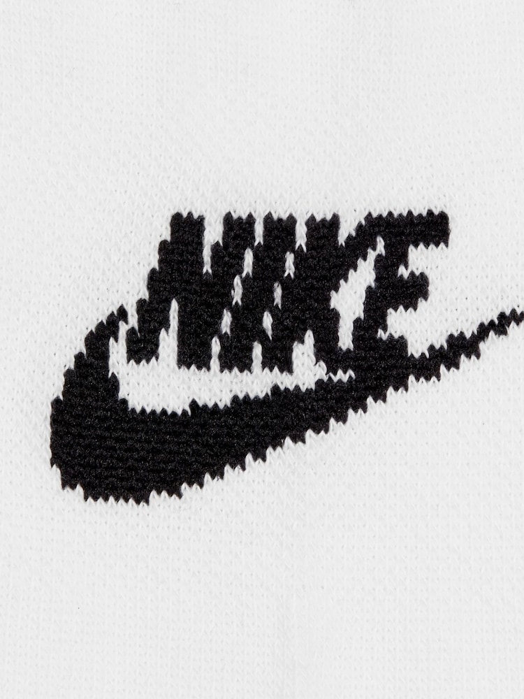 Nike White Everyday Essential Ankle Socks 3 Pack - Image 4 of 4