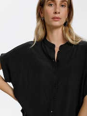 Soaked in Luxury Helia Short Sleeve Shirt - Image 4 of 6