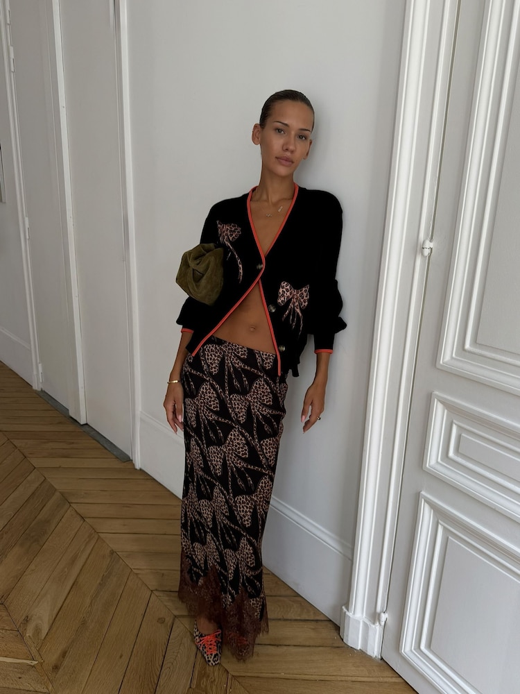 Negru - Never Fully Dressed Print Maeva Midi Skirt - Imaginea 1 din 3 Negru - Never Fully Dressed Print Maeva Midi Skirt - Imaginea 1 din 3