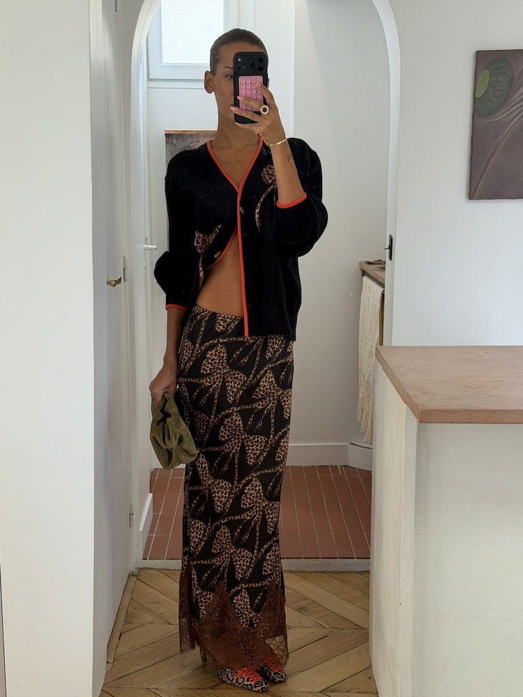 Negru - Never Fully Dressed Print Maeva Midi Skirt - Imaginea 2 din 3 Negru - Never Fully Dressed Print Maeva Midi Skirt - Imaginea 2 din 3