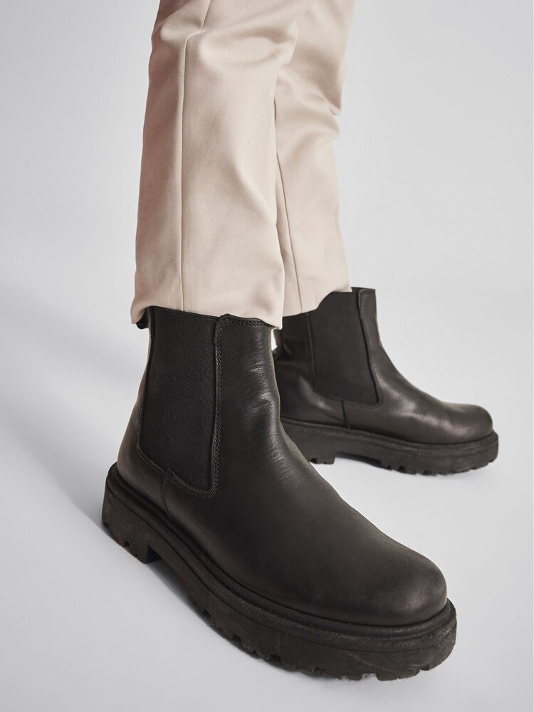 Reiss Black Taylor Junior Leather Chelsea Boots - Image 2 of 7