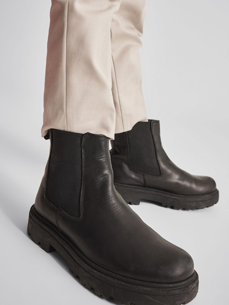 Reiss Black Taylor Junior Leather Chelsea Boots - Image 7 of 7