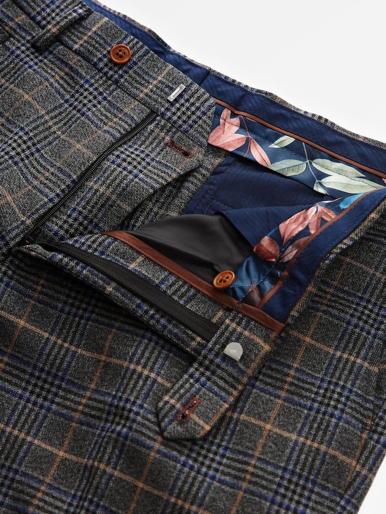 Grey/Blue Trimmed Prince of Wales Check Suit: Trousers - Image 8 of 8