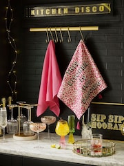 Set of 2 Pink Leopard Print Coupe Glasses - Image 3 of 4