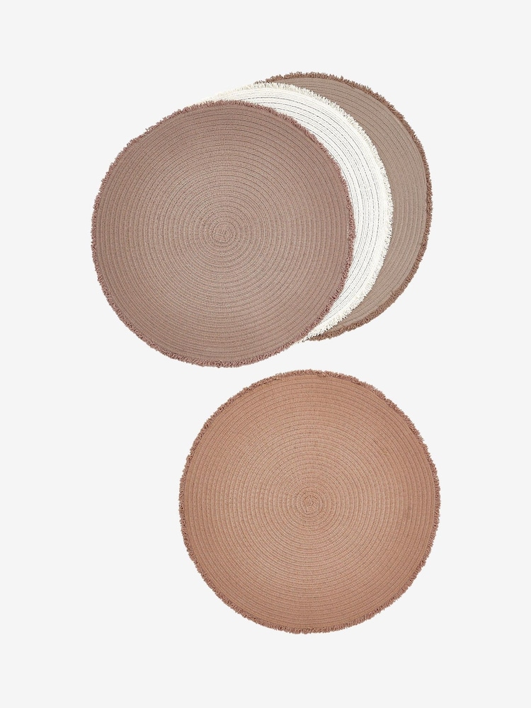 Set of 4 Natural Fringe Placemats - Image 4 of 4