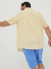 FatFace Yellow Bugle Turtle Print Shirt - Image 2 of 5