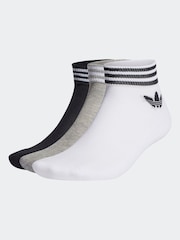 adidas Originals Island Club Trefoil Ankle White Socks 3 Pairs - Image 1 of 1