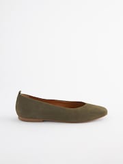 Khaki Green Signature Leather Hi Cut Ballerina Shoes - Image 4 of 5