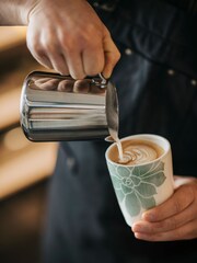 Villeroy and Boch Green Sustainable Portable Drinking Mug - Image 1 of 2