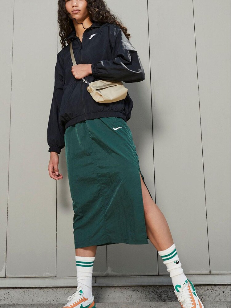 Nike Black Club Woven Jacket - Image 7 of 8