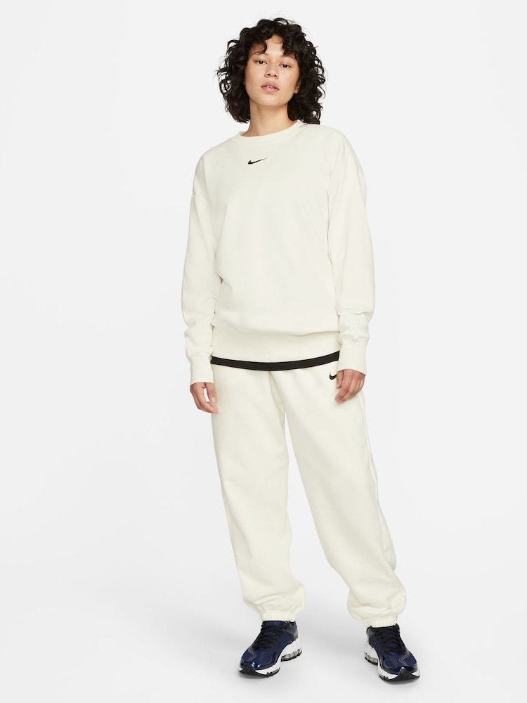 Sudadera de corte extragrande con logo pequeño de Nike - Imagen 4 de 4 Sudadera de corte extragrande con logo pequeño de Nike - Imagen 4 de 4