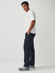 Bleu marine - Ajustement droit - Pantalon cargo stretch en coton - Image 4 de 7