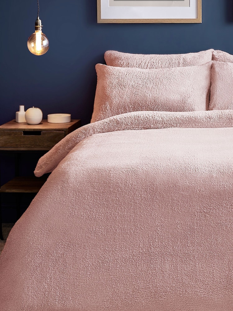 Silentnight Blush Pink Borg Fleece Cosy Teddy Duvet Cover and Pillowcase Set - Image 1 of 7